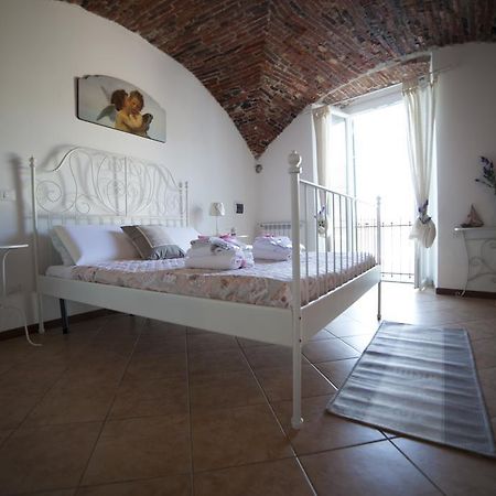 פורטו ונרה La Casetta Sul Mare Guesthouse מראה חיצוני תמונה