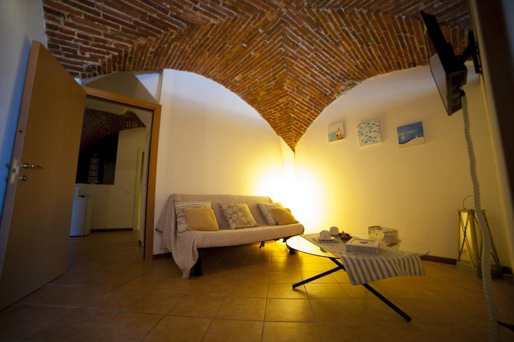 פורטו ונרה La Casetta Sul Mare Guesthouse מראה חיצוני תמונה