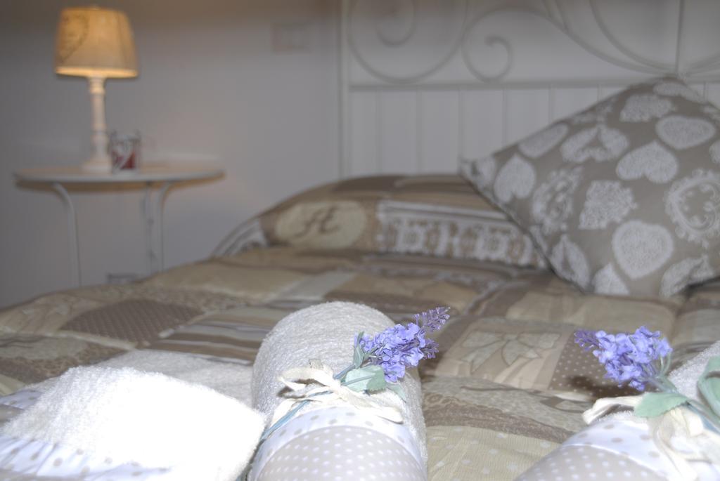 פורטו ונרה La Casetta Sul Mare Guesthouse מראה חיצוני תמונה